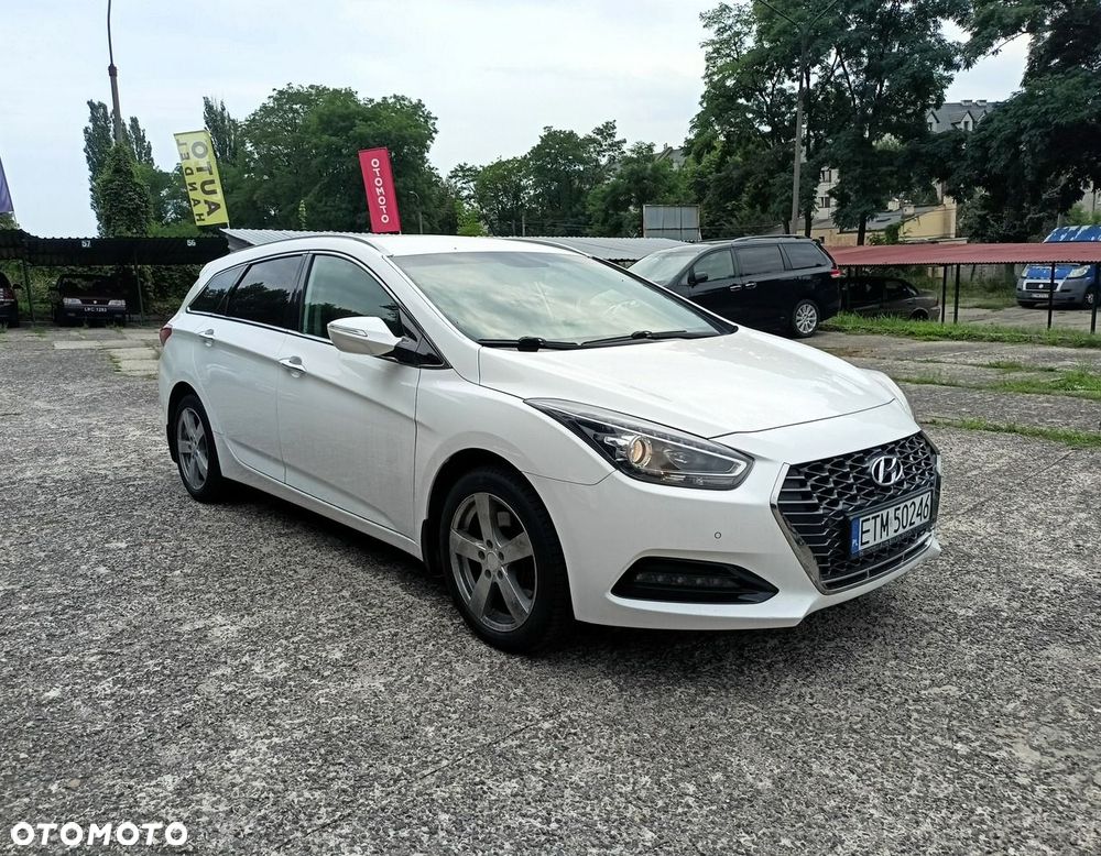 Hyundai i40 Kombi blue 1.6 CRDi Space - 2