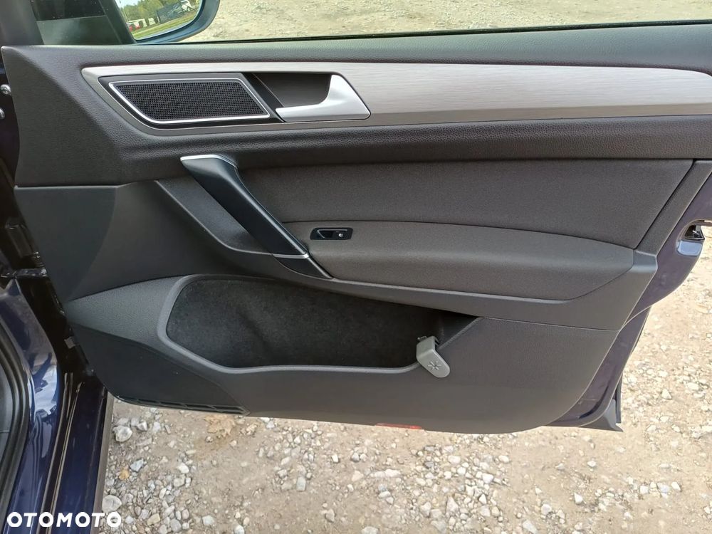 Volkswagen Golf Sportsvan 1.6 TDI BlueMotion Comfortline - 26