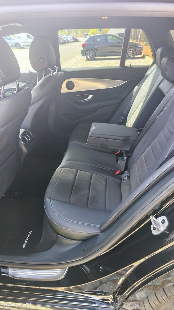 Mercedes-Benz E 300 de 9G-TRONIC AMG Line - 19