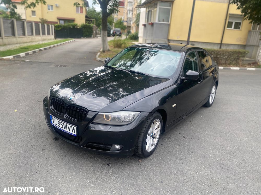 BMW Seria 3 318d DPF Touring Edition Exclusive - 6