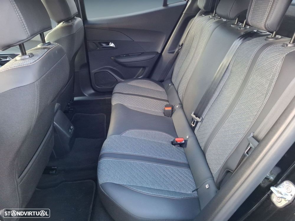 Peugeot 2008 1.2 Hybrid Allure e-DCS6 - 14