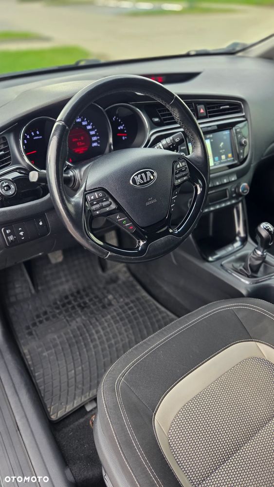 Kia Ceed 1.6 CRDi Smart Plus - 3