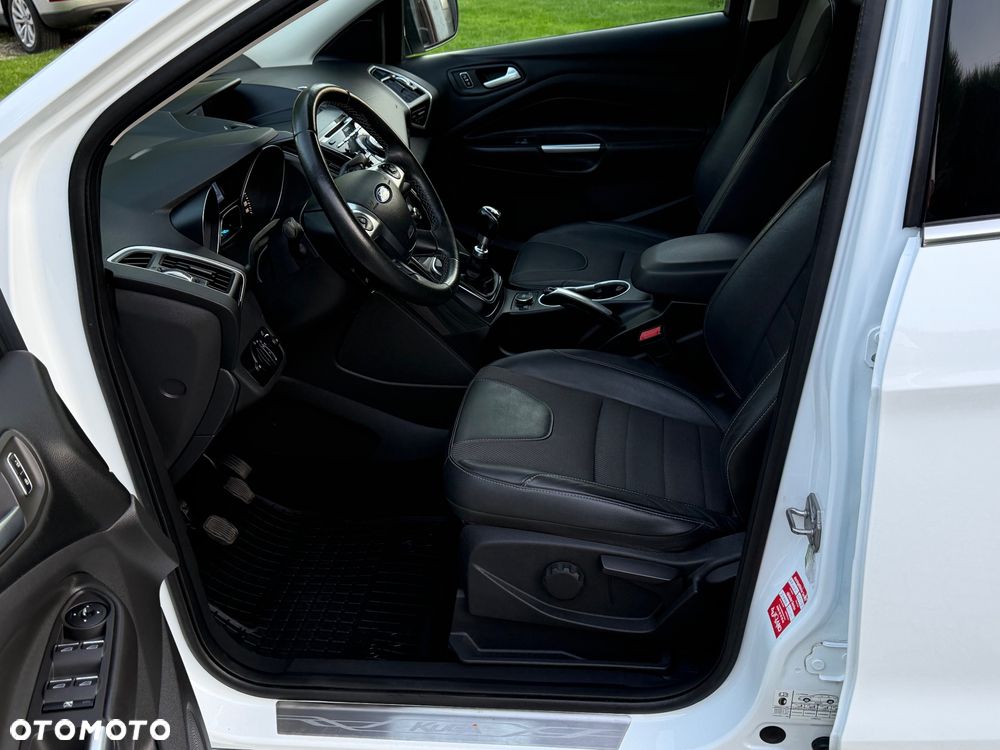 Ford Kuga 2.0 TDCi 4x4 Titanium - 17