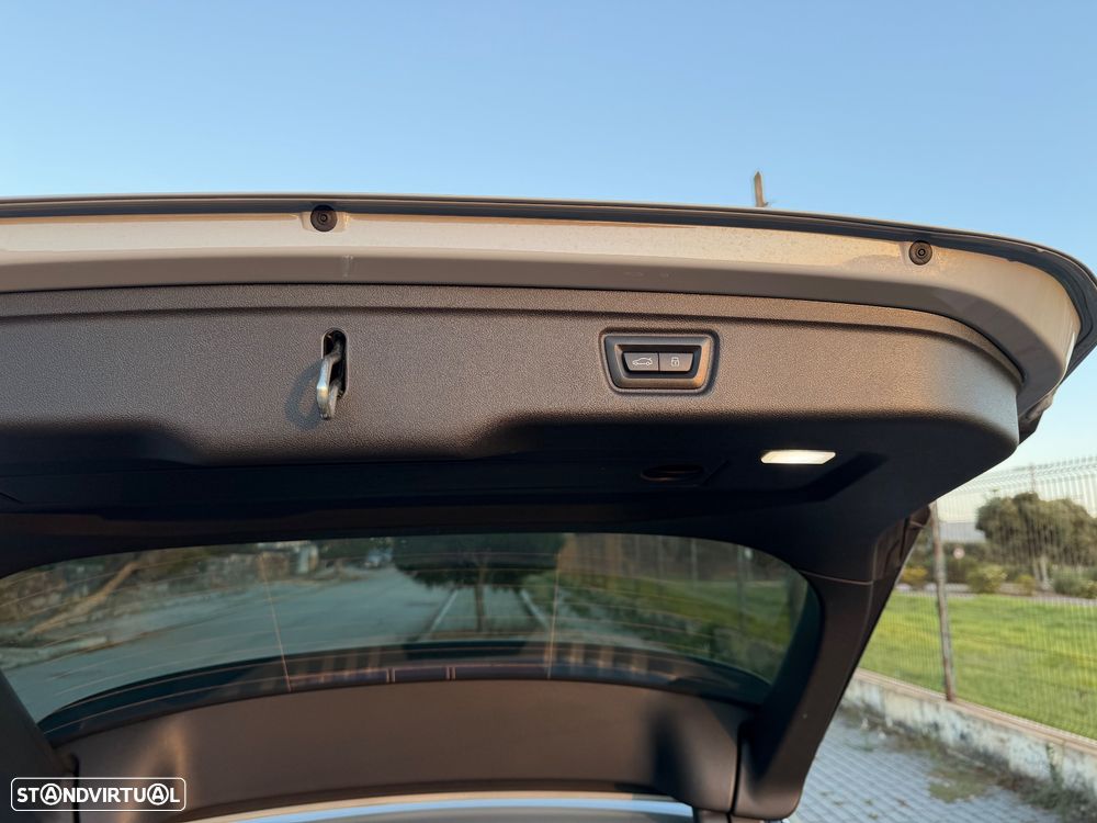BMW 330 e Pack Desportivo M Auto - 7