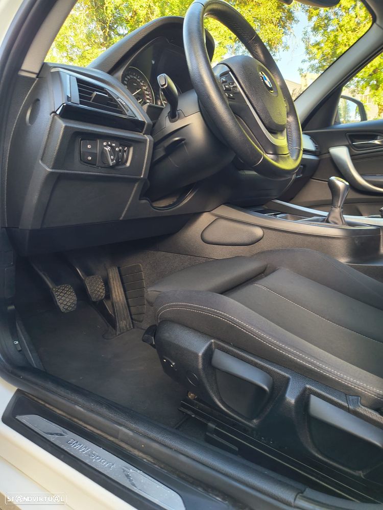 BMW 116 d Line Sport - 14
