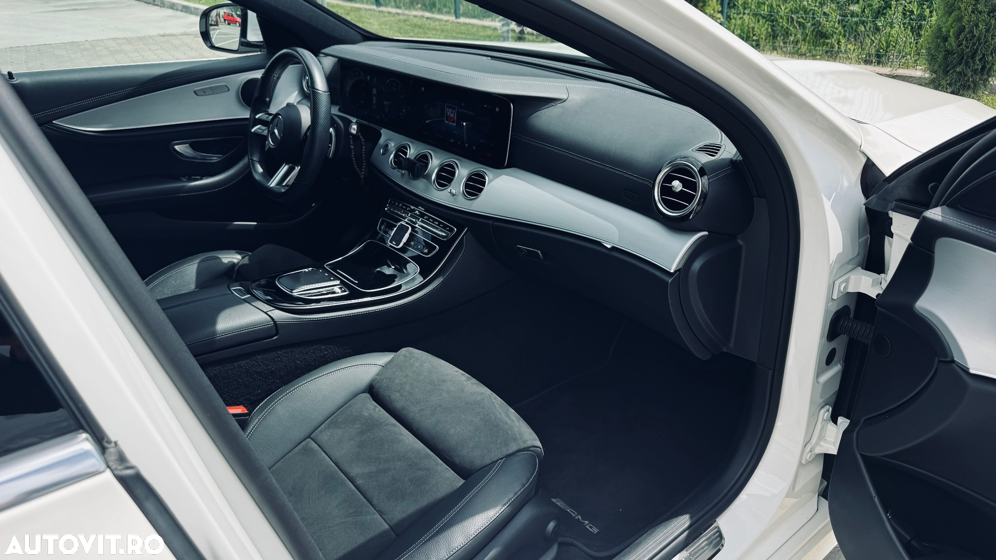 Mercedes-Benz E - 18