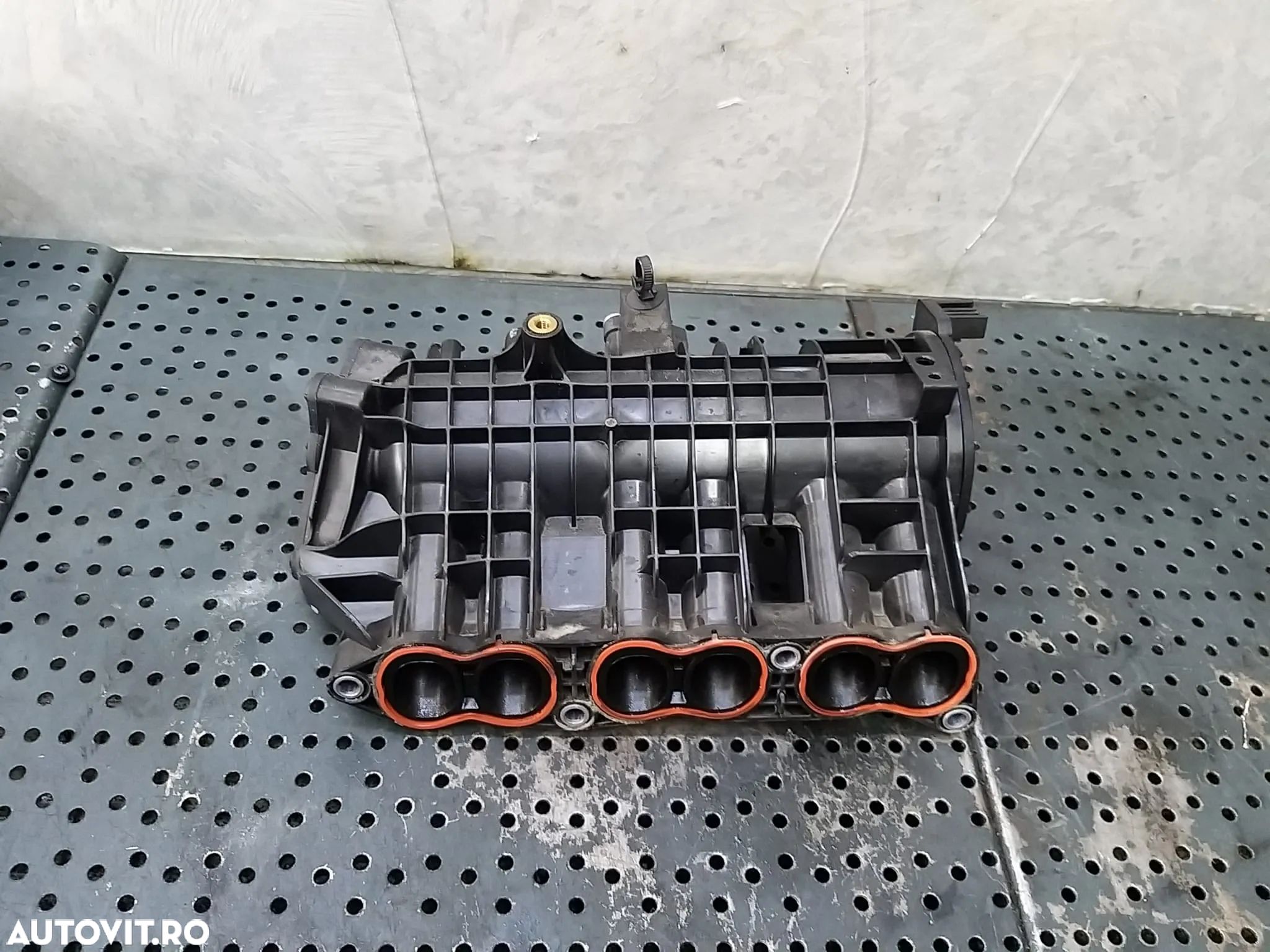 Galerie admisie 1.0 b ford focus 4 0261230496 k2ga9f479bb - 1