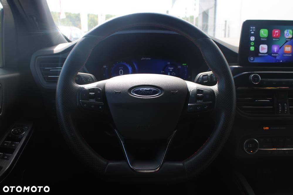 Ford Kuga - 14