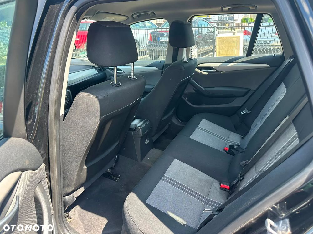 BMW X1 sDrive20d Sport Line - 22