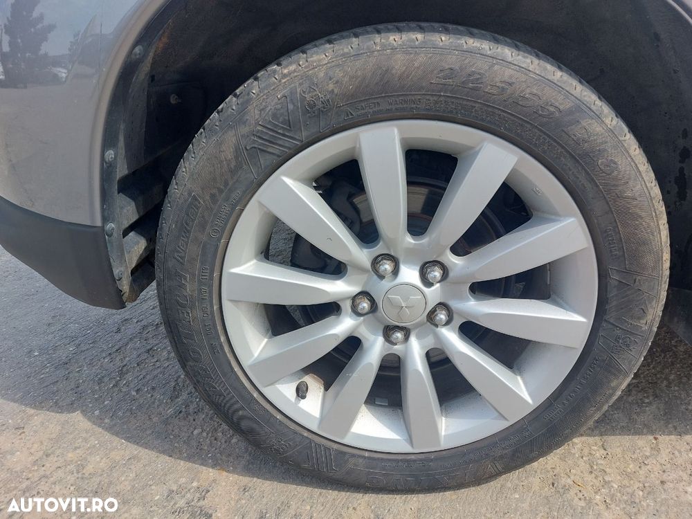 Mitsubishi ASX 2.2 Litri 4WD DI-D Invite+ Aut. - 26