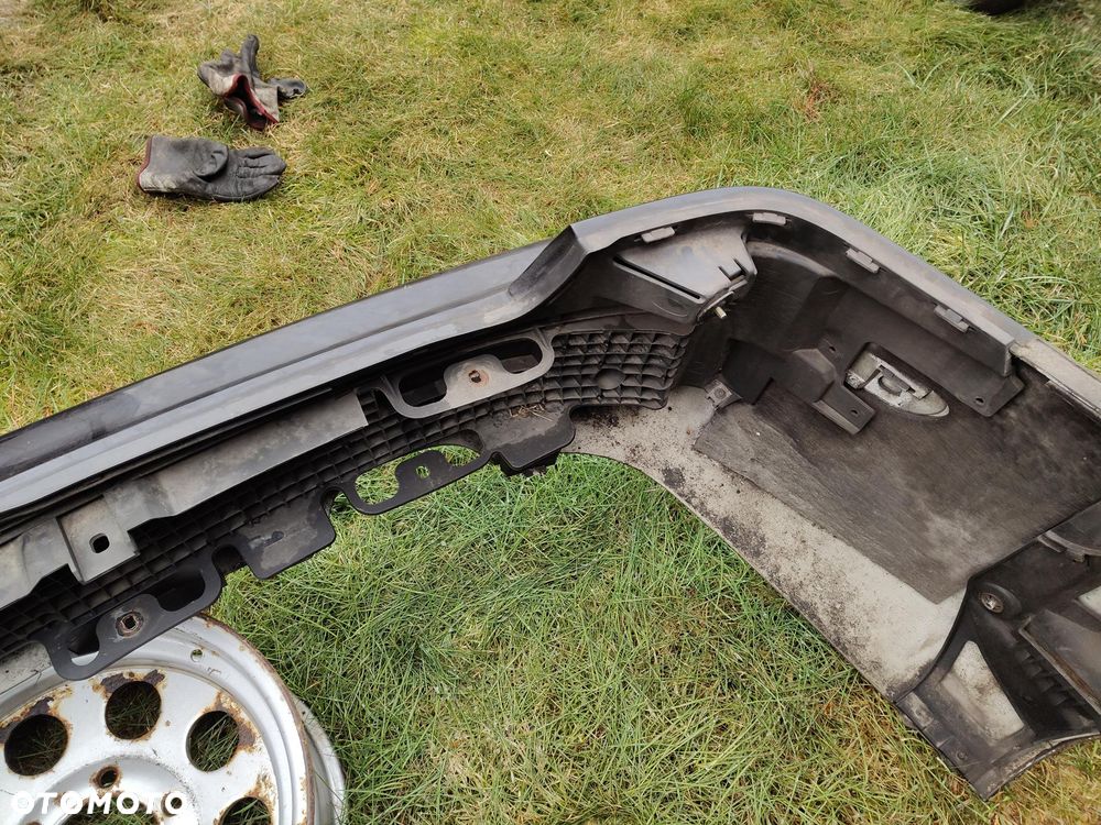 MERCEDES W203 Kombi  Zderzak tylny tył tyl 040 Chrom - 17