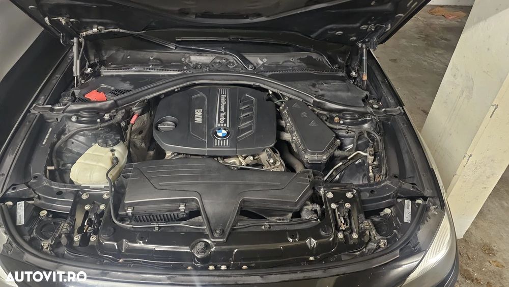 BMW Seria 3 318d GT Sport Line - 21