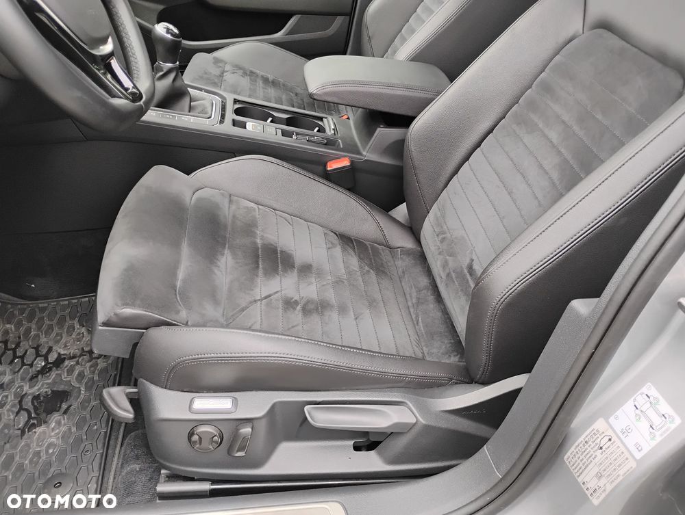Volkswagen Passat 2.0 TDI BMT Highline - 18