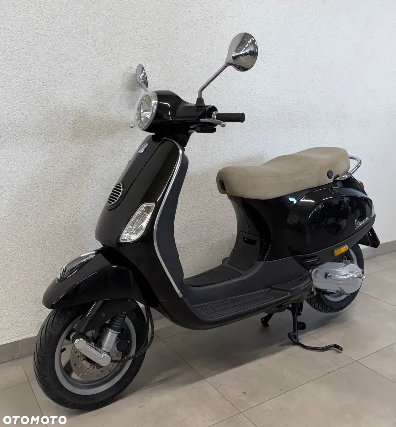 Piaggio Vespa - 2