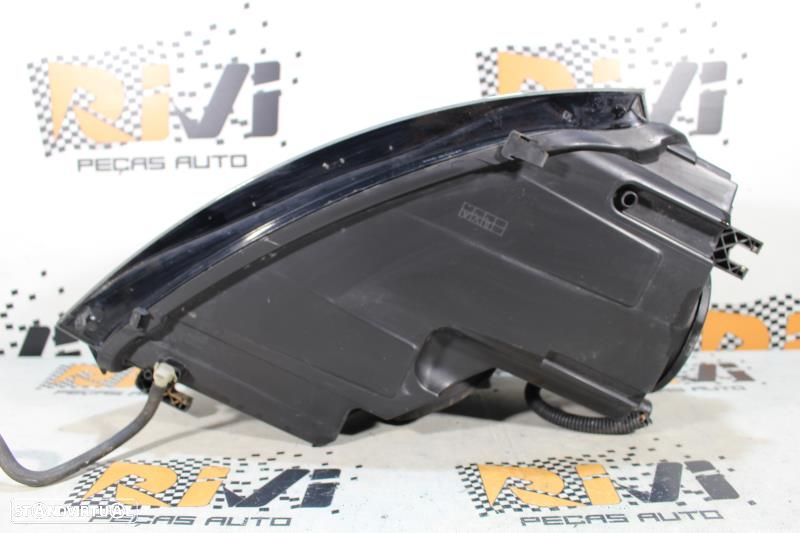 Ótica / Farol Esquerdo Audi A3 (8P1)  8P0941003ak / 1Lj009648 / 8P0 94 - 10