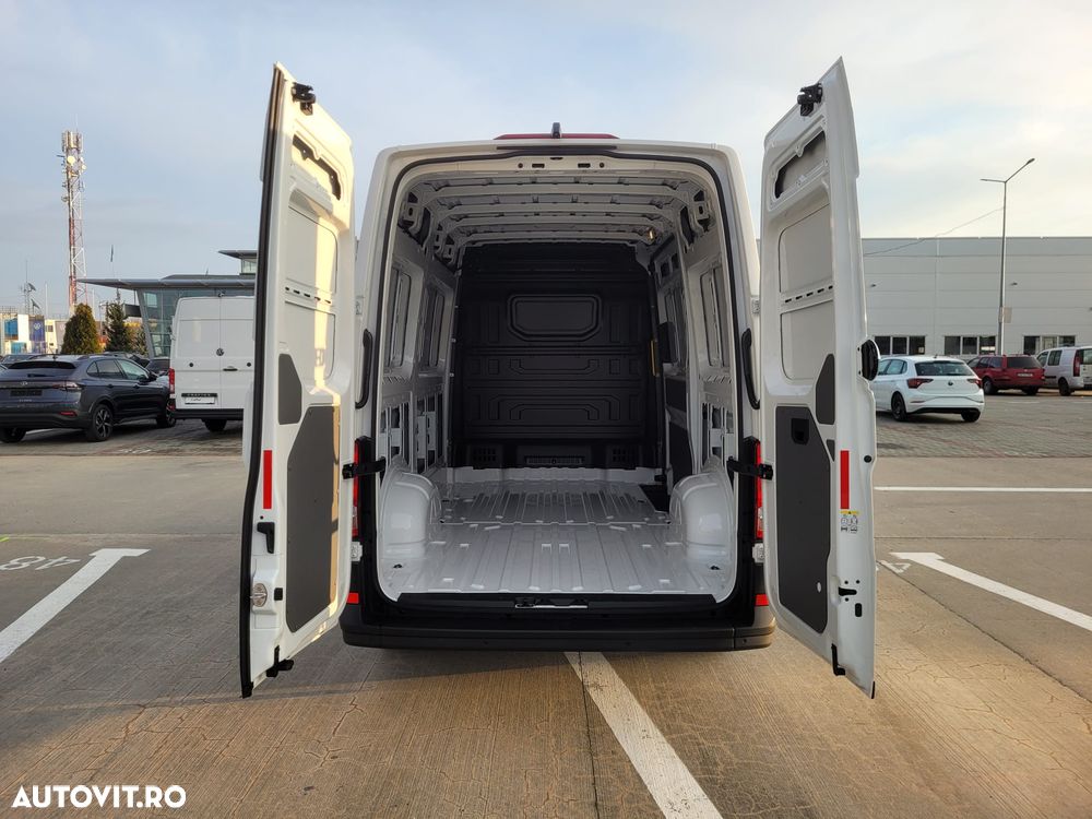 Volkswagen Crafter L3H3 - 6