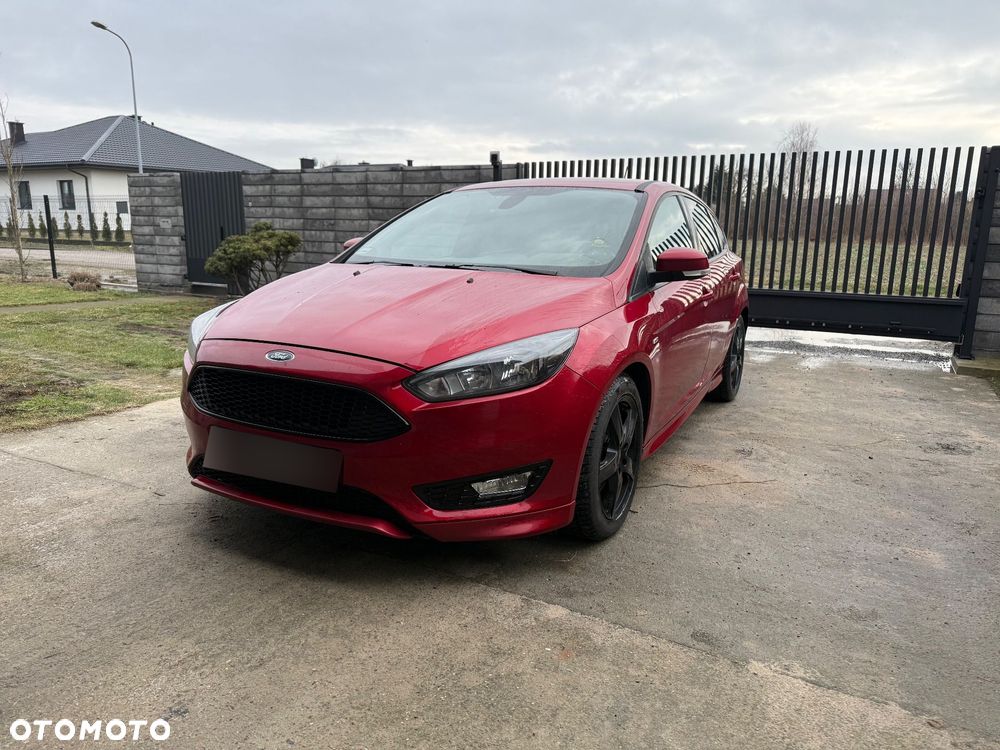 Ford Focus 1.5 EcoBoost ST-Line - 2