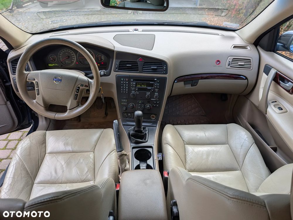 Volvo V70 2.5 T Optima - 7