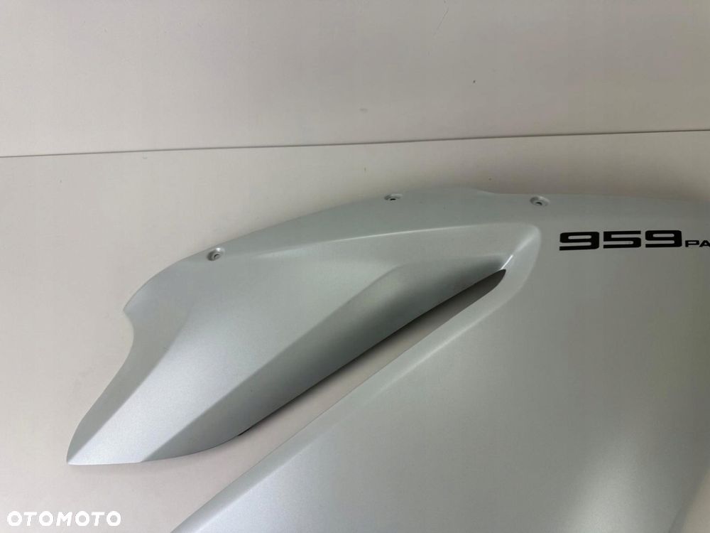 Prawa boczna owiewka bok Ducati Panigale 899 959 1099 1199 1299 - 6