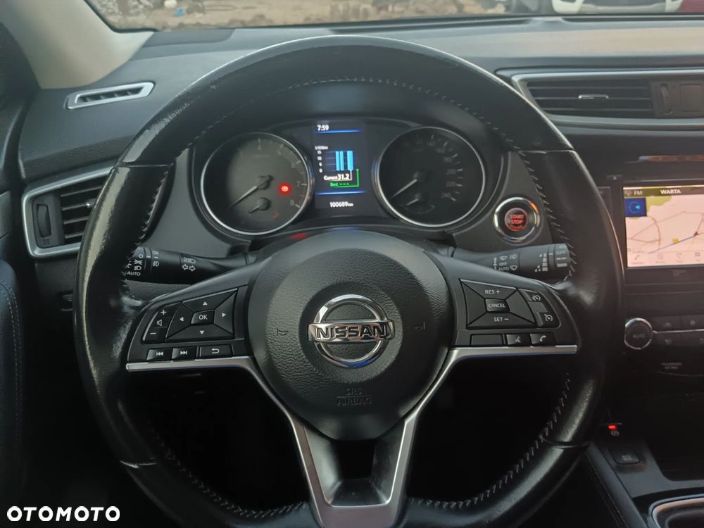 Nissan Qashqai 1.3 DIG-T N-WAY - 16