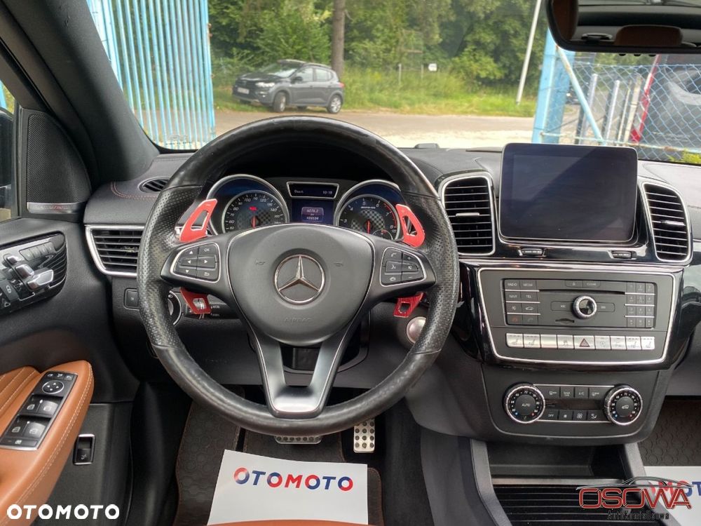 Mercedes-Benz GLE - 36