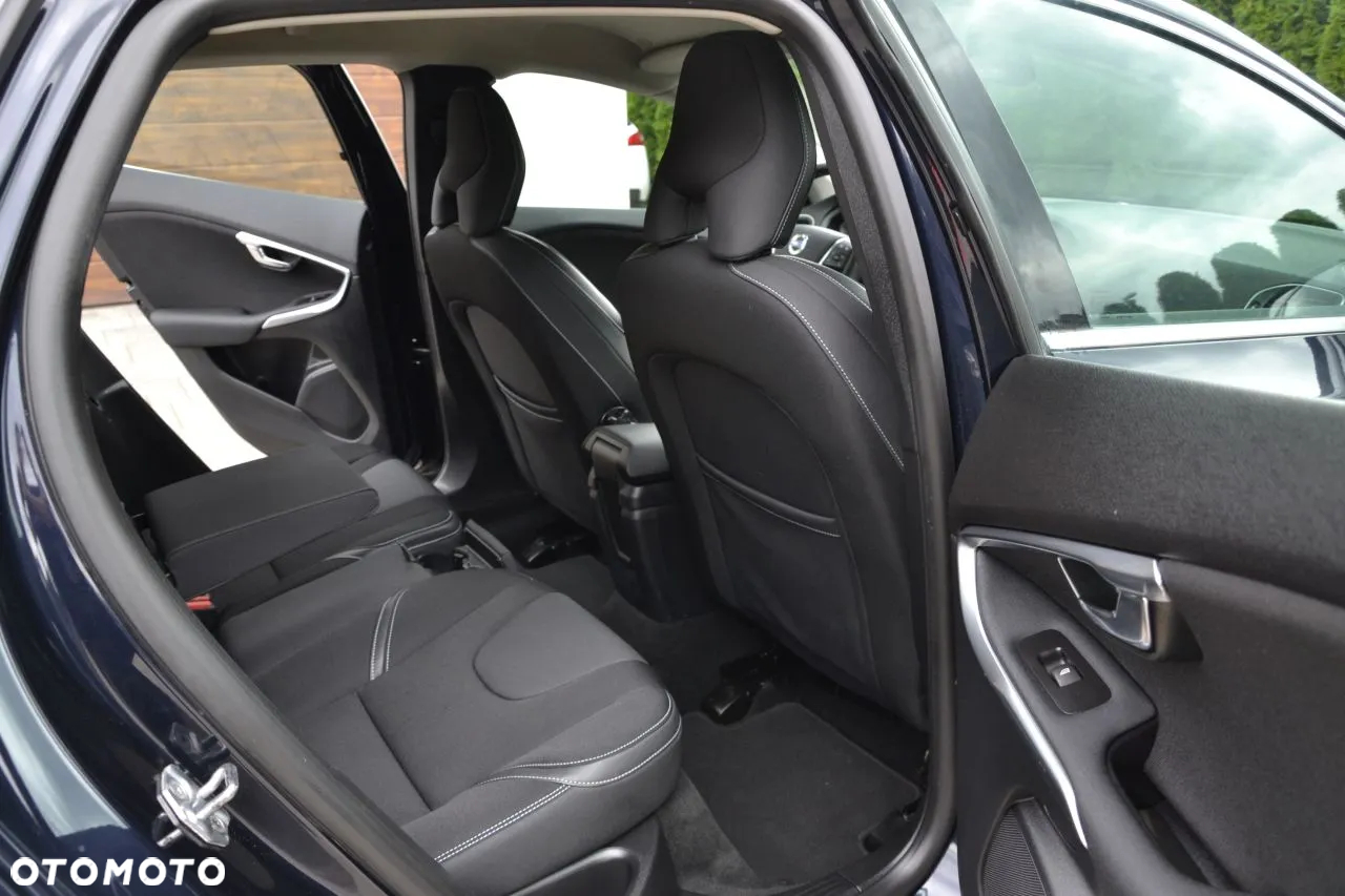 Volvo V40 D2 Drive-E Summum - 17