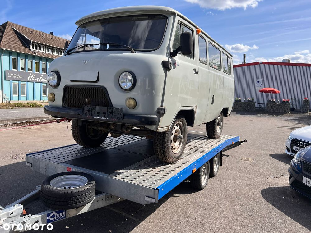 Uaz 452 - 2