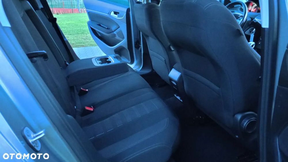 Peugeot 308 - 15