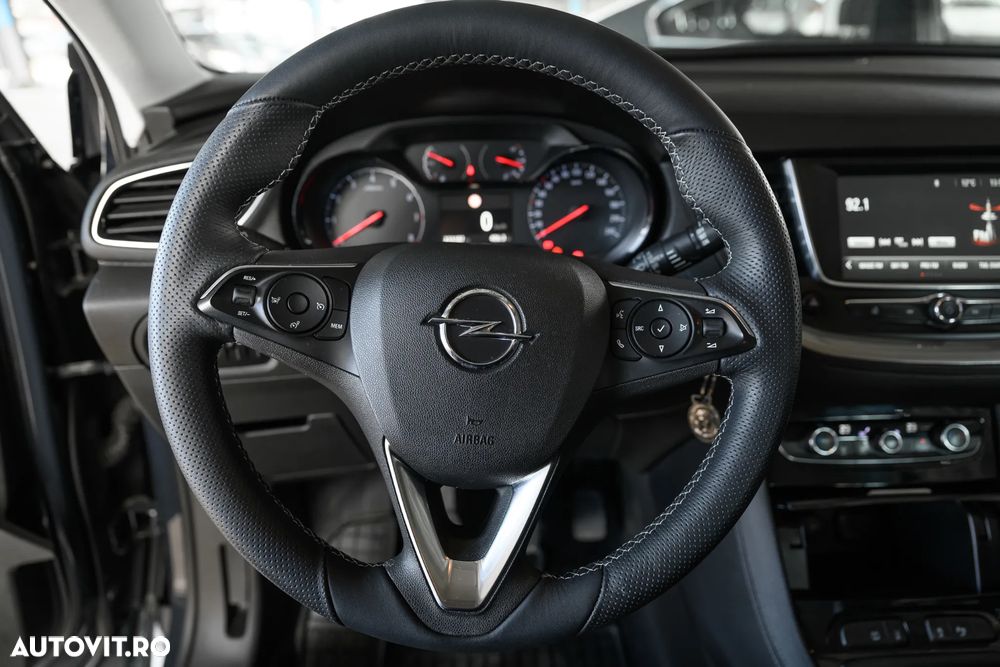 Opel Grandland X 1.2 Turbo START/STOP Innovation - 21