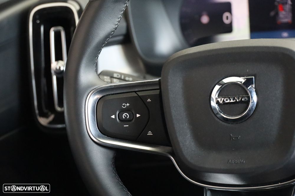Volvo XC 40 2.0 B3 Core - 21
