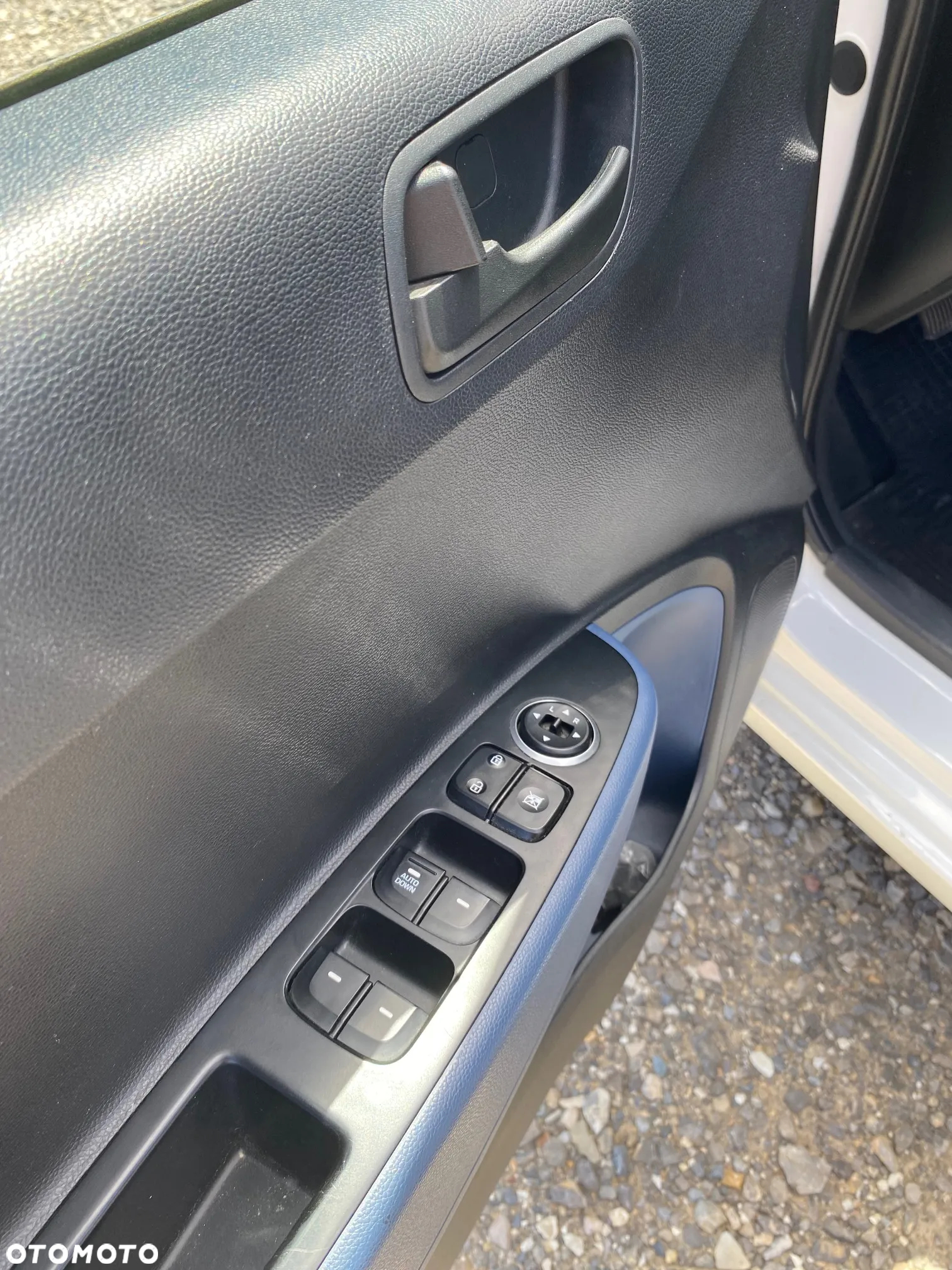 Hyundai i10 - 10