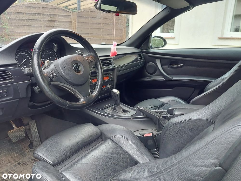 BMW Seria 3 330i - 15