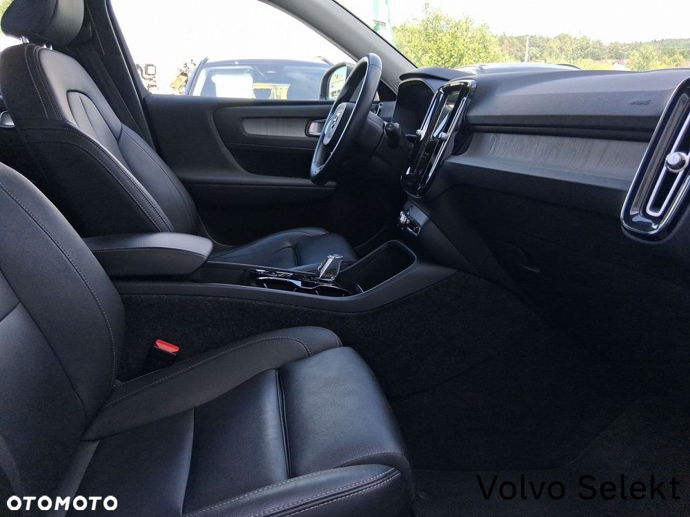 Volvo XC 40 - 11