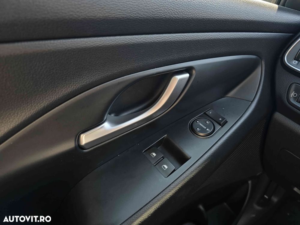 Hyundai i30 - 17