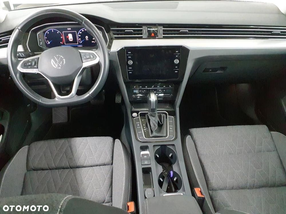 Volkswagen Passat Variant - 5