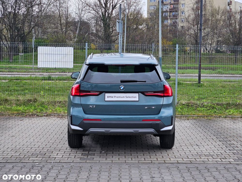 BMW X1 - 18