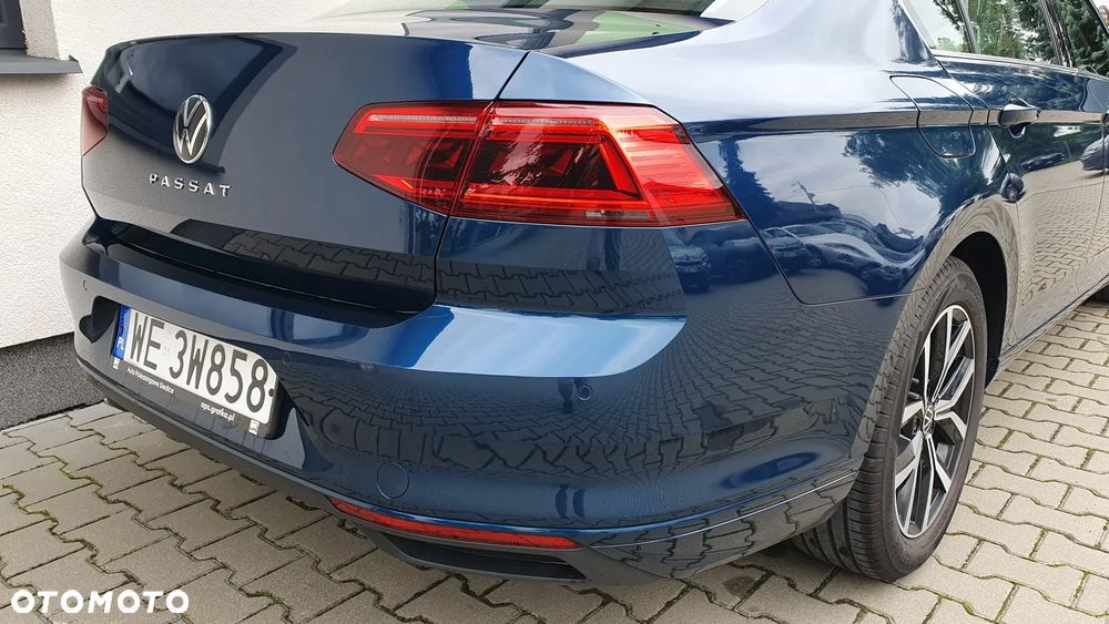 Volkswagen Passat 2.0 TSI Business DSG - 9