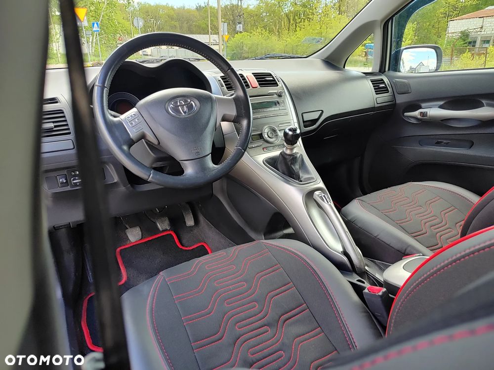 Toyota Auris 1.33 VVT-i Premium - 14