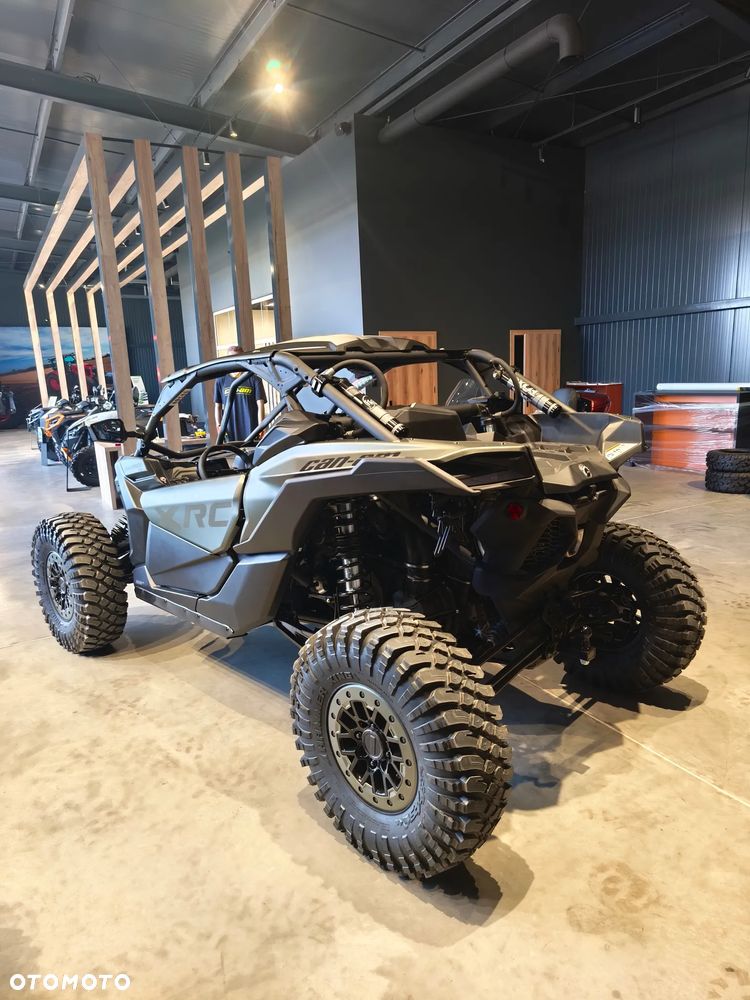Can-Am Maverick - 3
