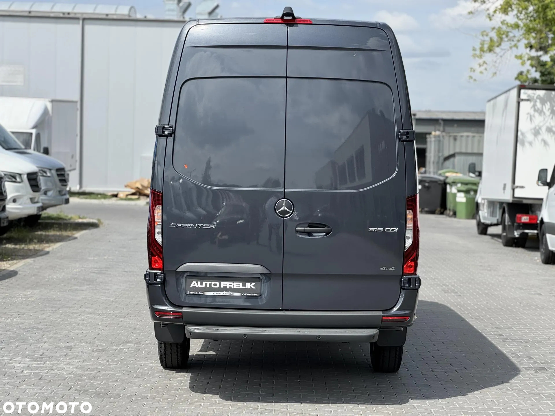 Mercedes-Benz Sprinter - 7