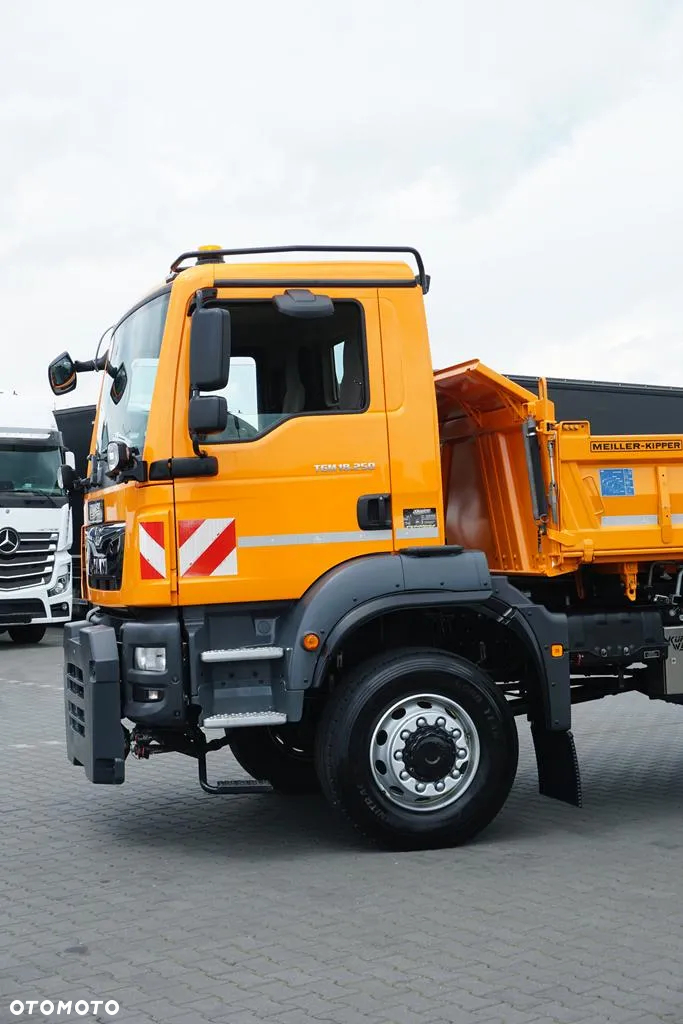 MAN TGM / 18.250 / E 6 / 4 X 4 / WYWROTKA 3 STRONNA / ŁAD. 10 060 KG / JAK NOWY - 26
