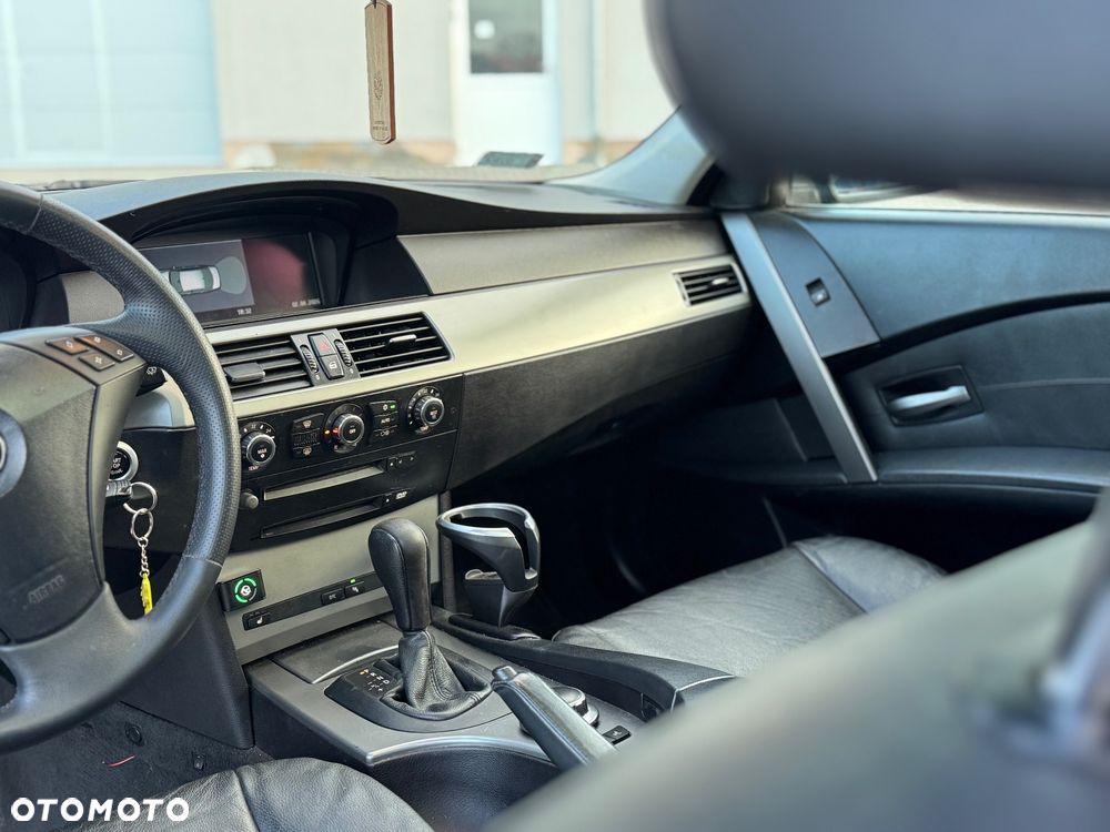 BMW Seria 5 - 16