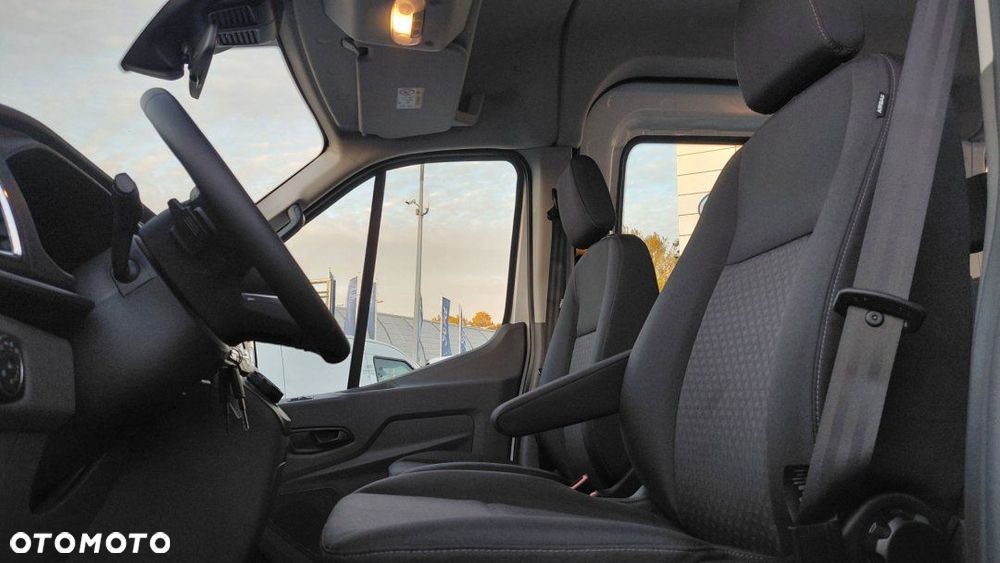 Ford Nowy Transit - 10