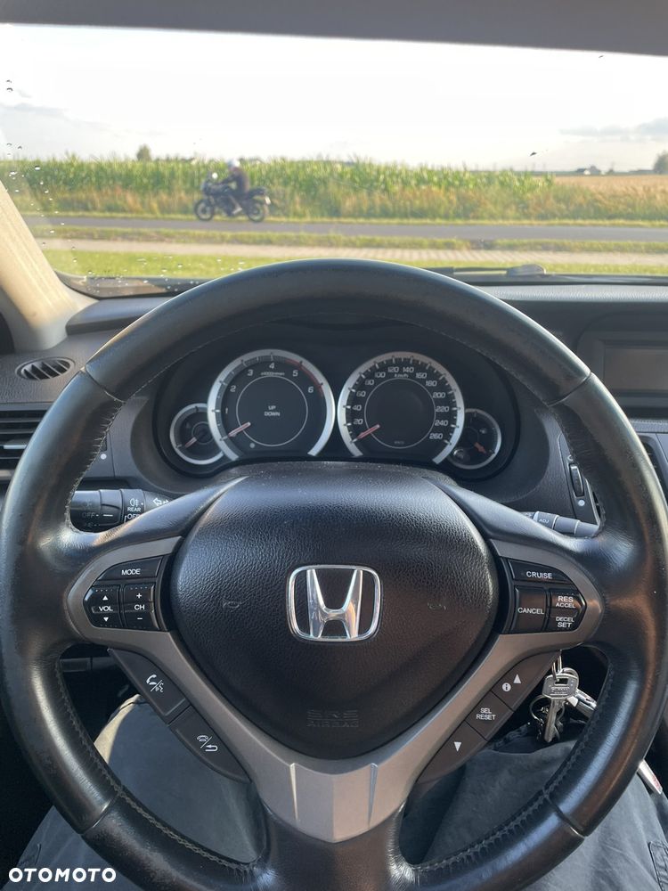Honda Accord 2.2d Elegance - 27