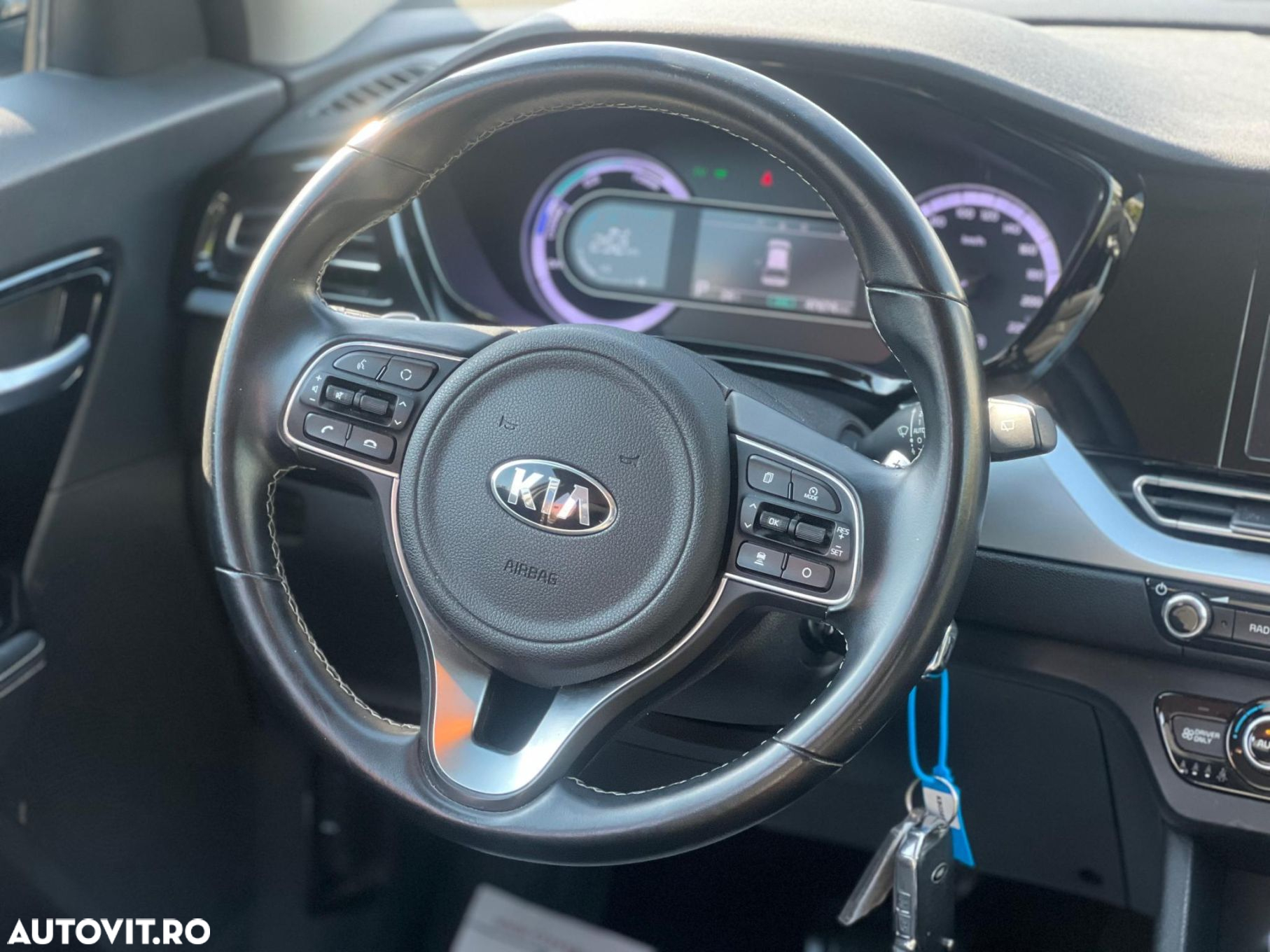 Kia Niro 1.6 GDI HEV 2WD OPF Aut. Spirit - 19