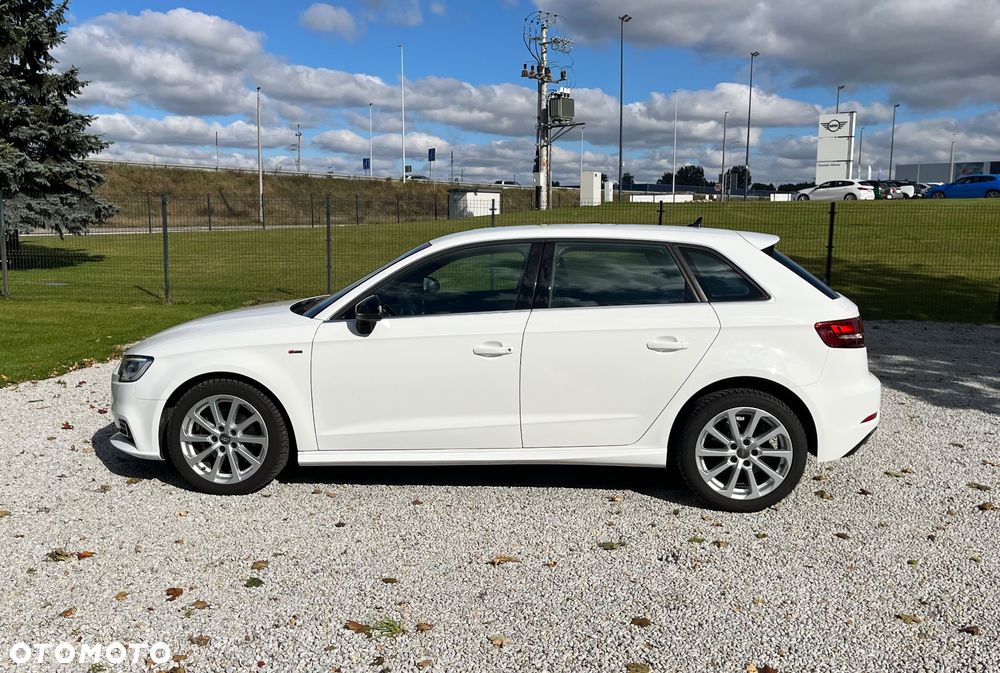 Audi A3 Sportback - 10
