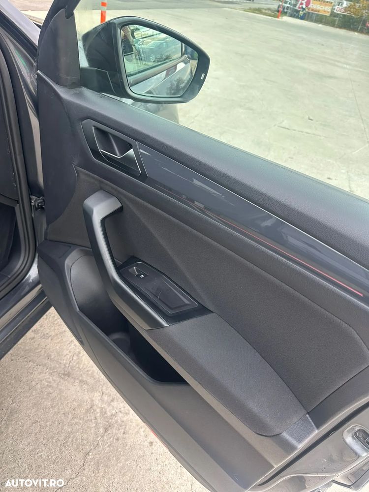 Volkswagen T-Roc 2.0 TSI 4Motion DSG Sport - 28