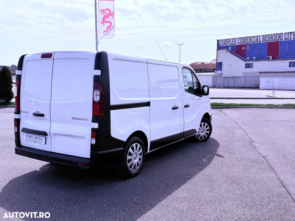 Renault Trafic ENERGY Start & Stop Combi L1H1 Expression - 8