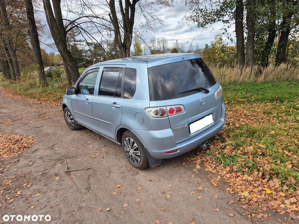 Mazda 2 - 5