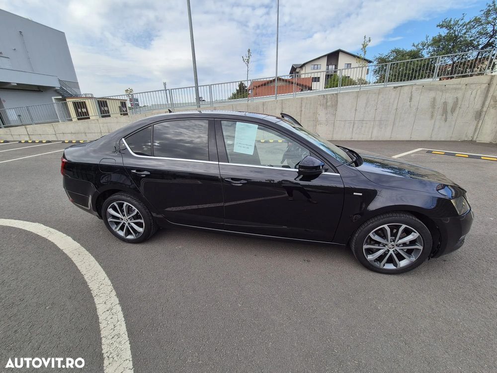 Skoda Octavia 2.0 TDI DSG Ambition - 14